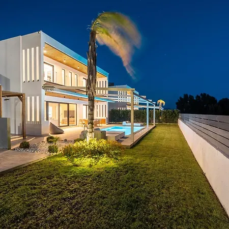 Villa D&r Boutique D Gennadi